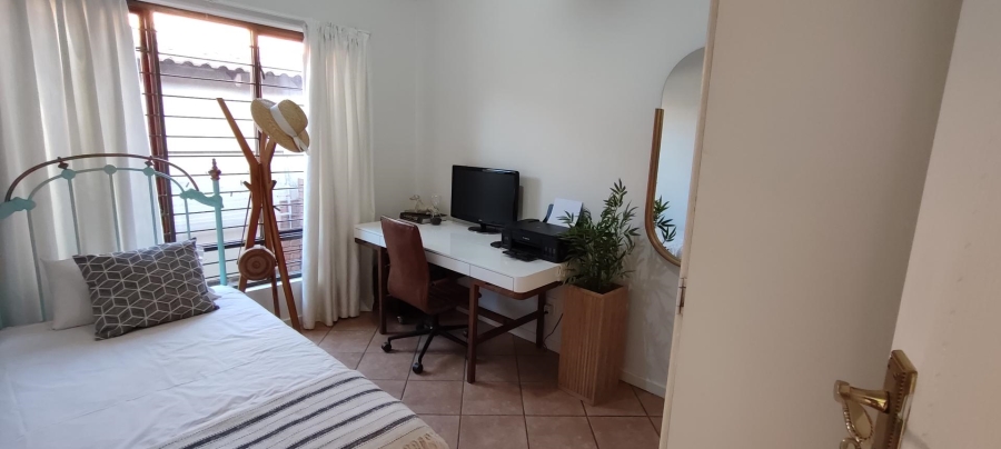 2 Bedroom Property for Sale in Rietvalleirand Gauteng