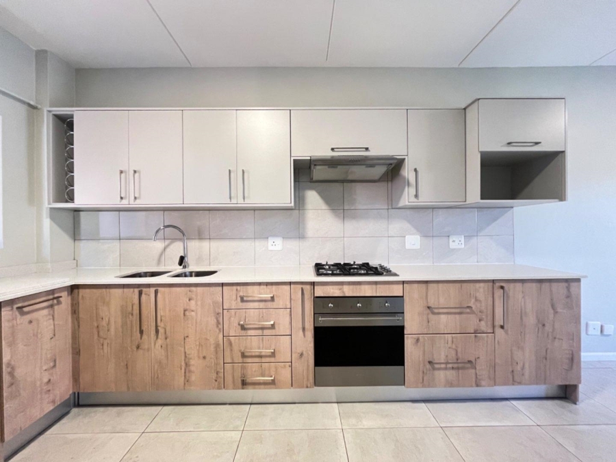 To Let 2 Bedroom Property for Rent in Equestria Gauteng