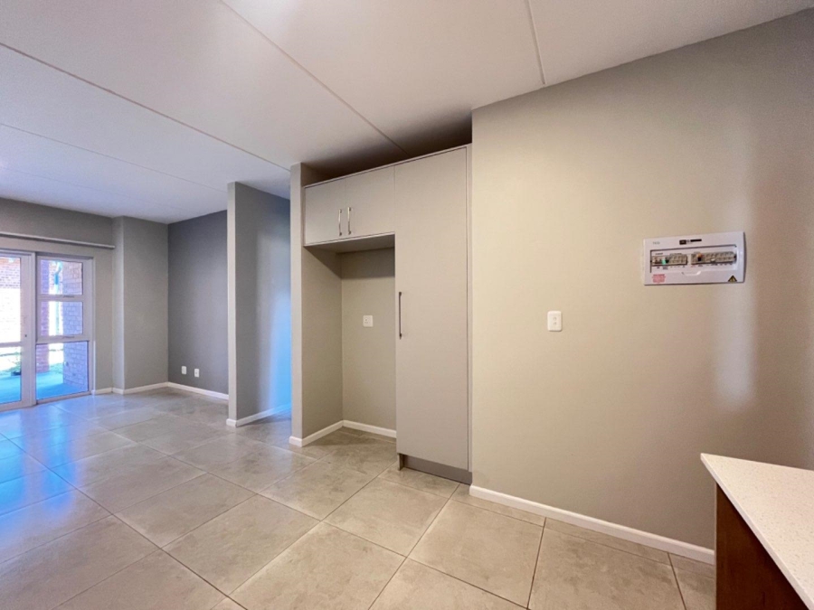 To Let 2 Bedroom Property for Rent in Equestria Gauteng