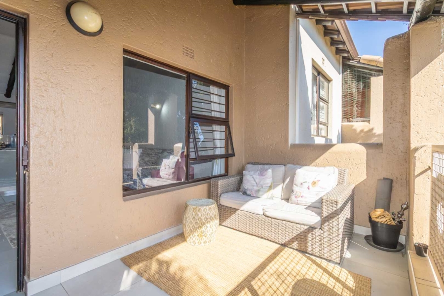To Let 2 Bedroom Property for Rent in Paulshof Gauteng