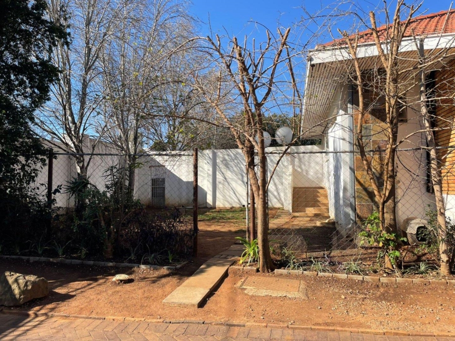 To Let 2 Bedroom Property for Rent in Highlands Gauteng