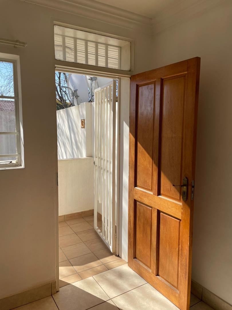 To Let 2 Bedroom Property for Rent in Highlands Gauteng