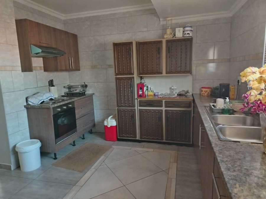 2 Bedroom Property for Sale in Malvern Gauteng