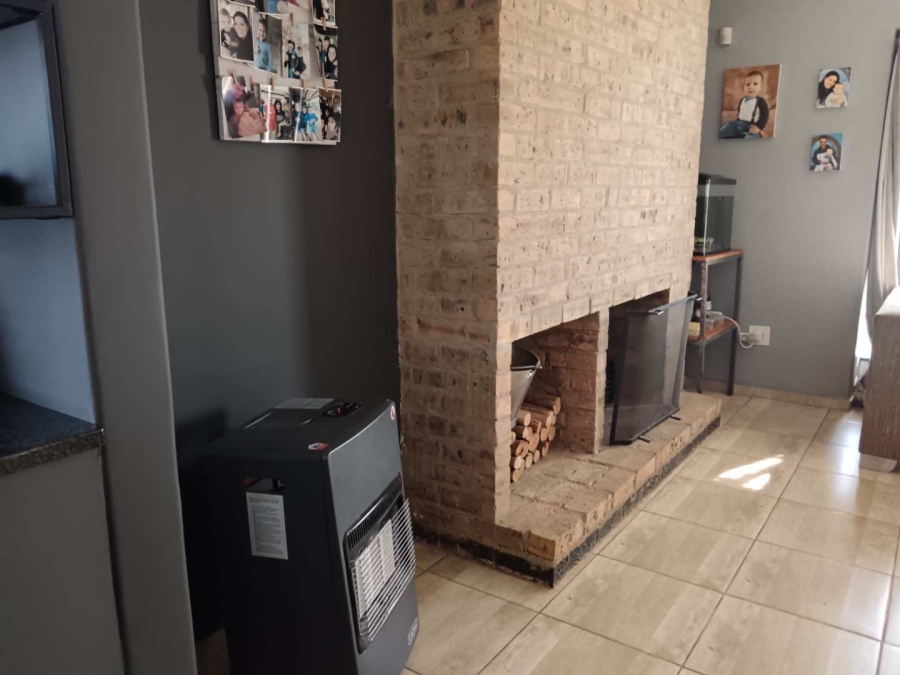 3 Bedroom Property for Sale in Parkrand Gauteng