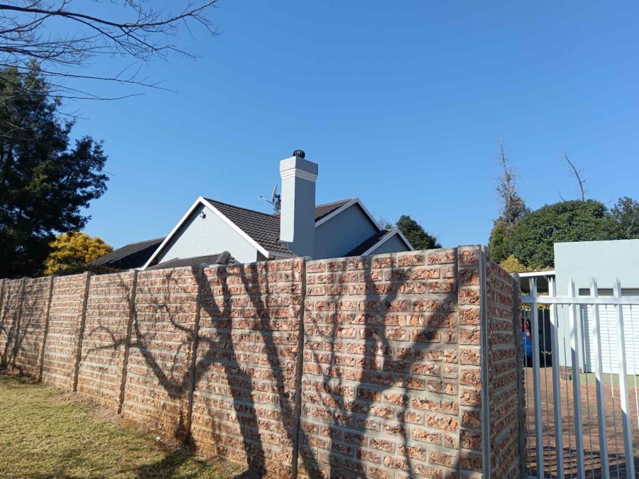 3 Bedroom Property for Sale in Parkrand Gauteng