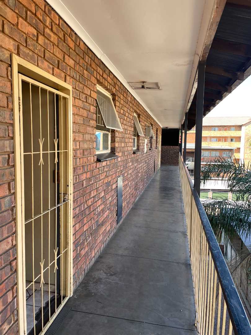 1 Bedroom Property for Sale in Pretoria West Gauteng