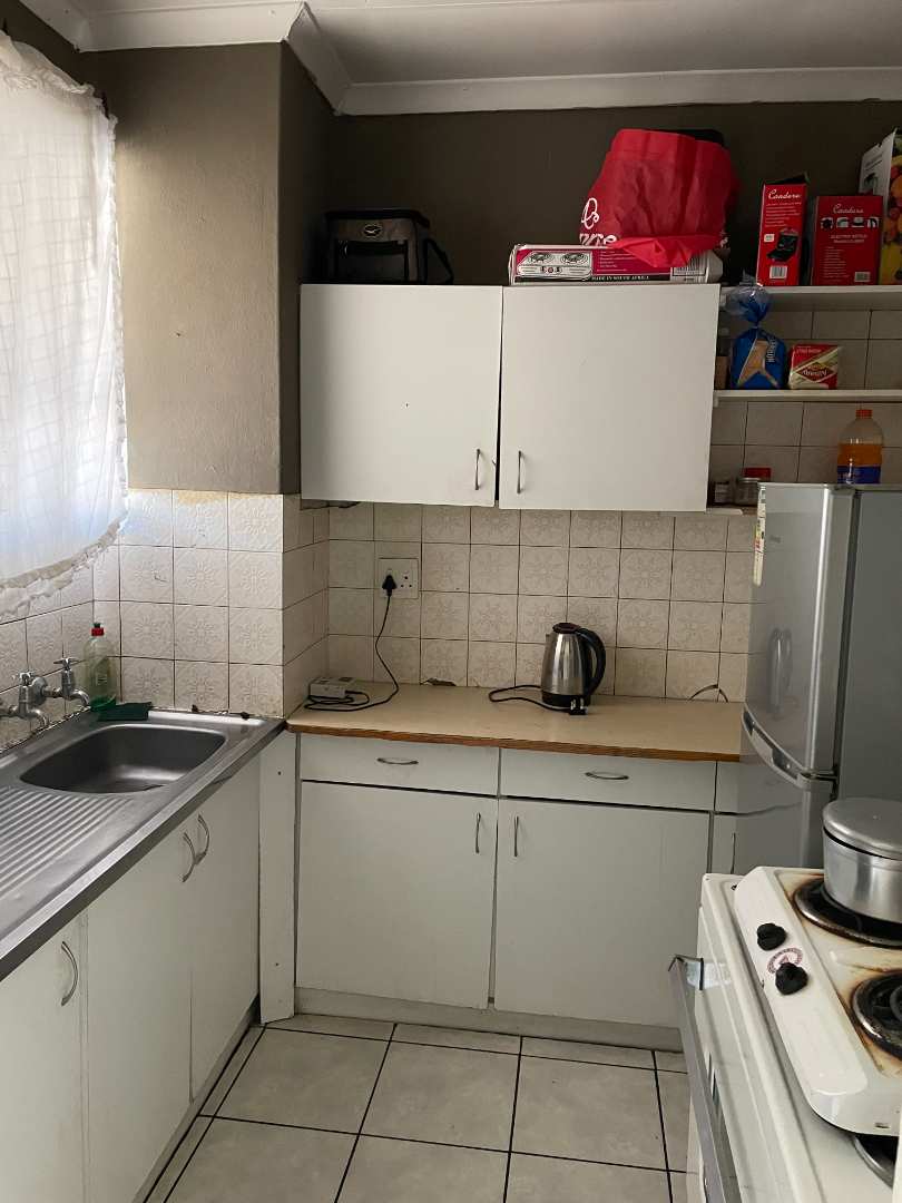 1 Bedroom Property for Sale in Pretoria West Gauteng