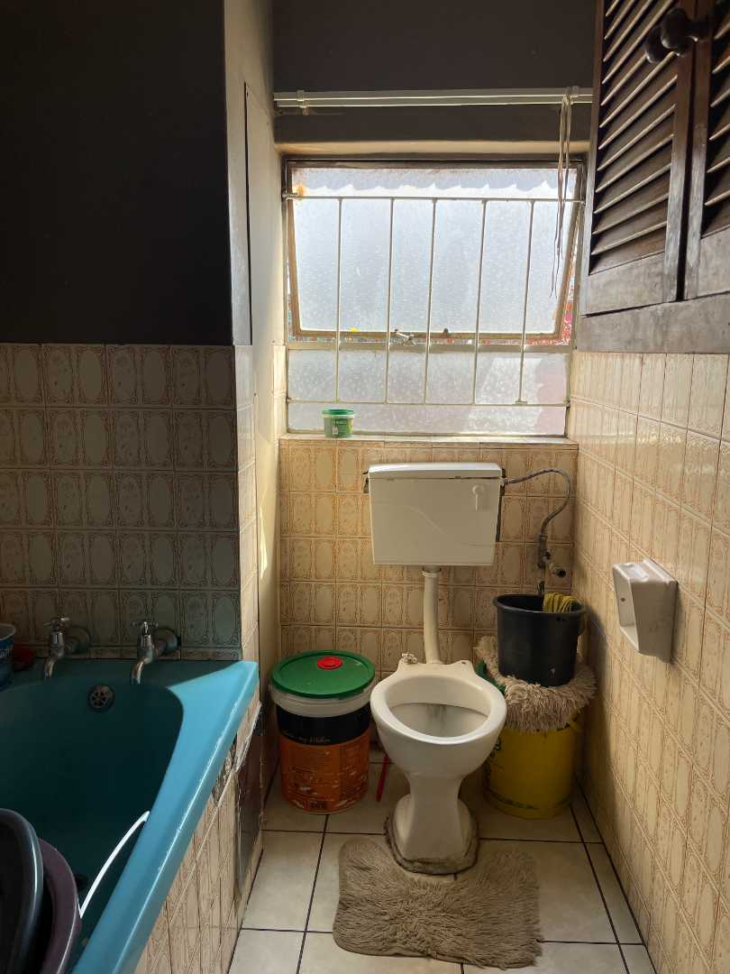 1 Bedroom Property for Sale in Pretoria West Gauteng