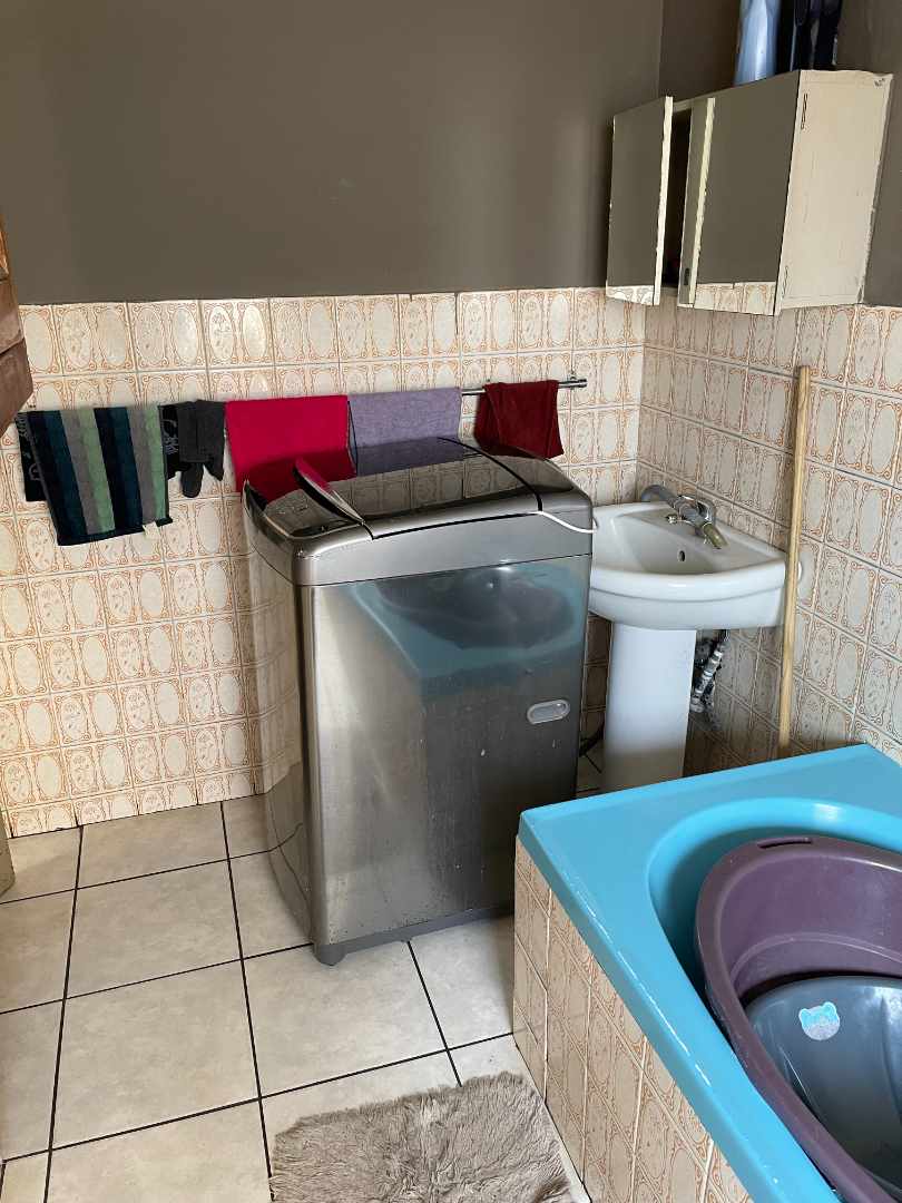1 Bedroom Property for Sale in Pretoria West Gauteng