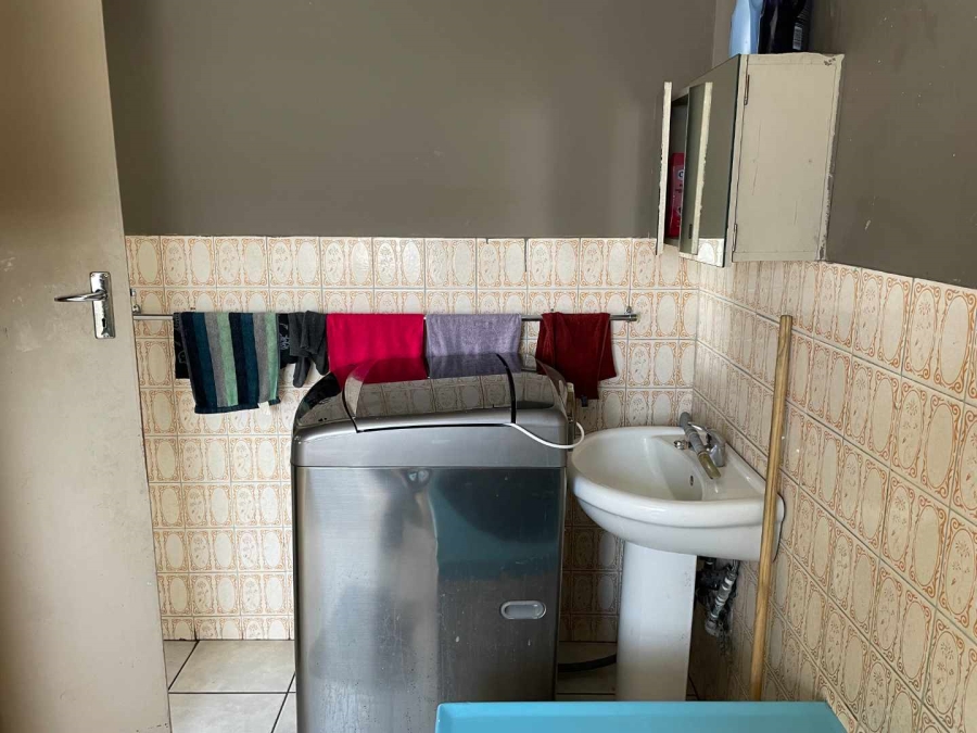 1 Bedroom Property for Sale in Pretoria West Gauteng