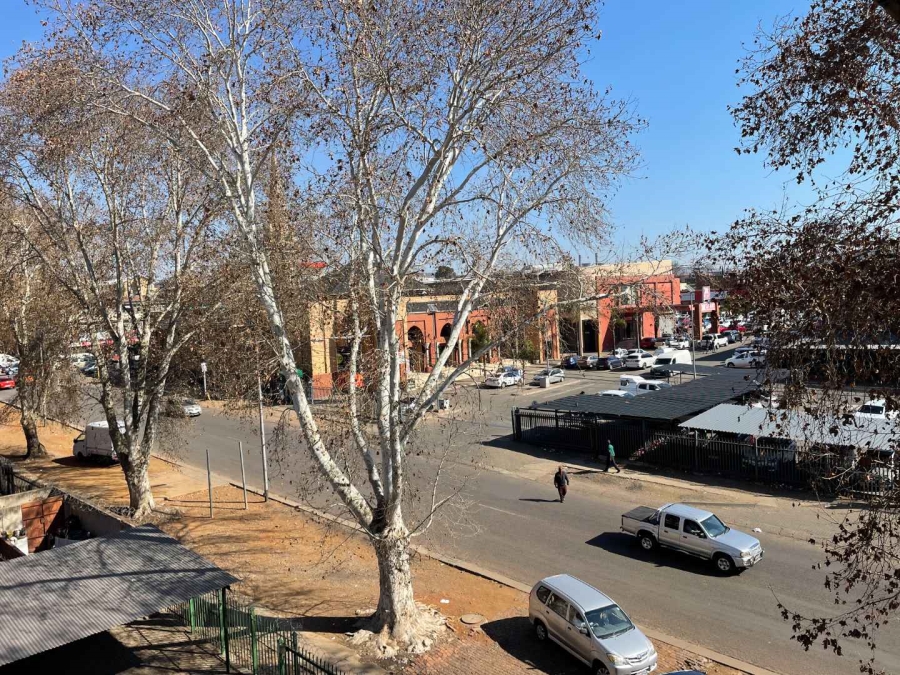 1 Bedroom Property for Sale in Pretoria West Gauteng