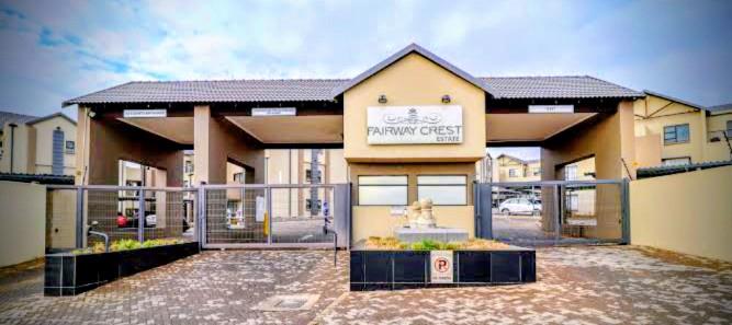 3 Bedroom Property for Sale in Ruimsig Gauteng