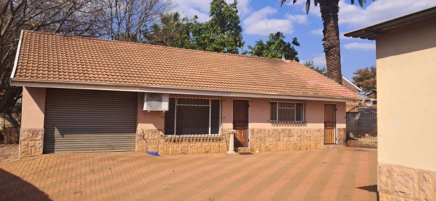 To Let 2 Bedroom Property for Rent in Clarina Gauteng