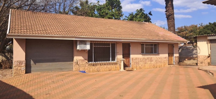 To Let 2 Bedroom Property for Rent in Clarina Gauteng