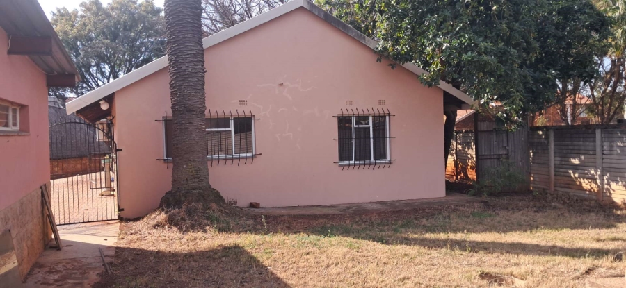 To Let 2 Bedroom Property for Rent in Clarina Gauteng