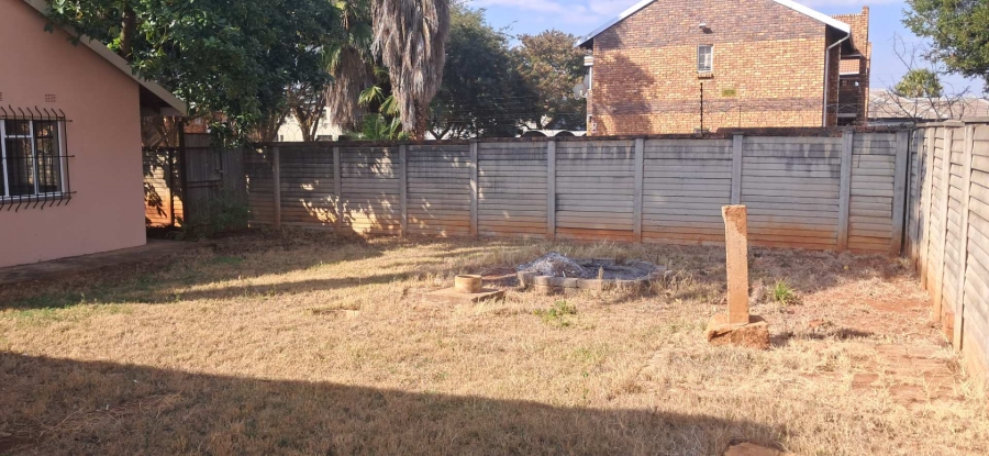 To Let 2 Bedroom Property for Rent in Clarina Gauteng