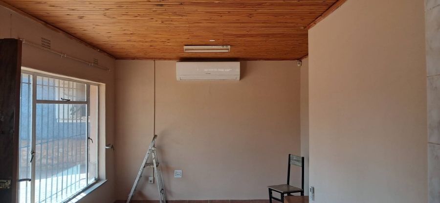 To Let 2 Bedroom Property for Rent in Clarina Gauteng