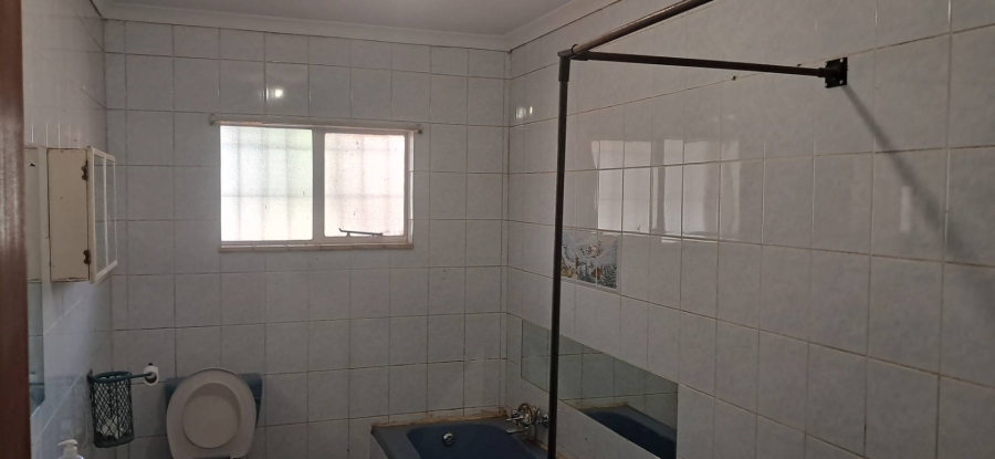 To Let 2 Bedroom Property for Rent in Clarina Gauteng