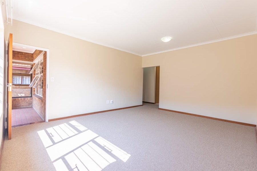 1 Bedroom Property for Sale in Wilro Park Gauteng