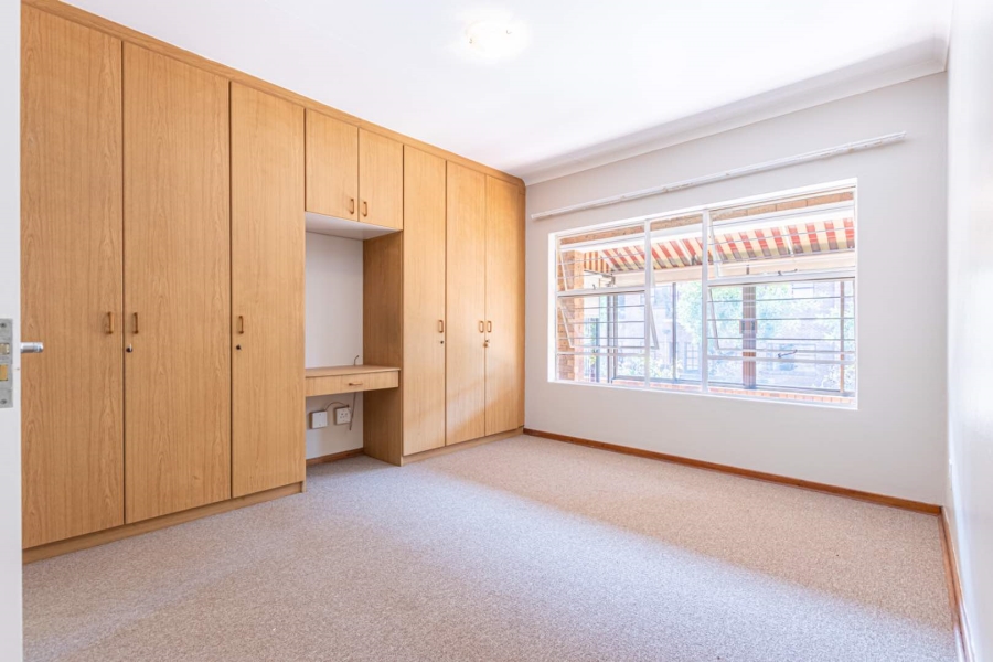 1 Bedroom Property for Sale in Wilro Park Gauteng