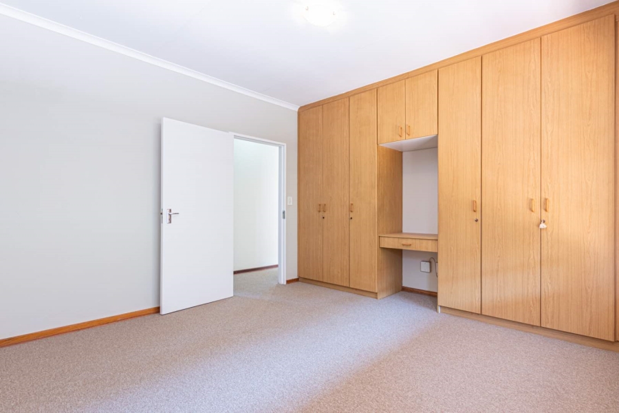 1 Bedroom Property for Sale in Wilro Park Gauteng