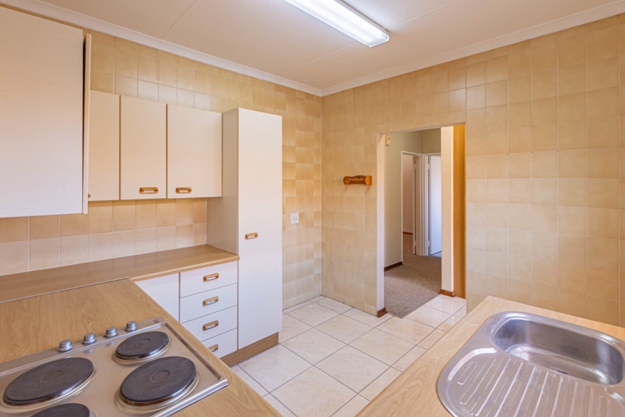 1 Bedroom Property for Sale in Wilro Park Gauteng