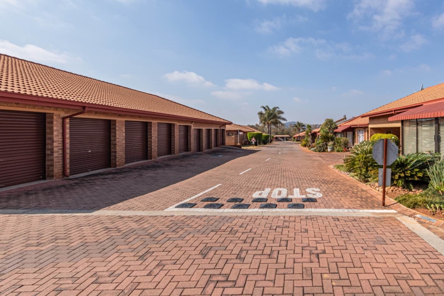 1 Bedroom Property for Sale in Wilro Park Gauteng