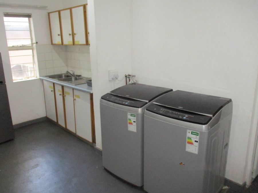 To Let 1 Bedroom Property for Rent in Menlo Park Gauteng