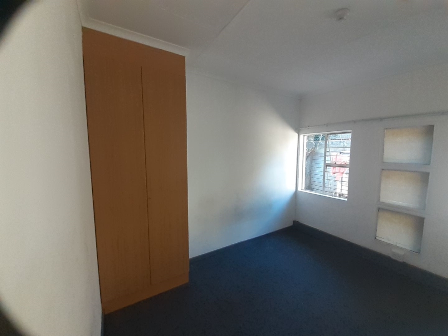 To Let 1 Bedroom Property for Rent in Menlo Park Gauteng