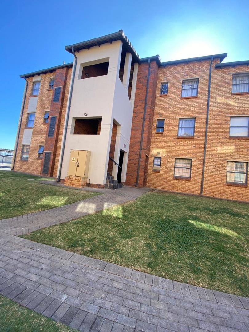 2 Bedroom Property for Sale in Alveda Park Gauteng