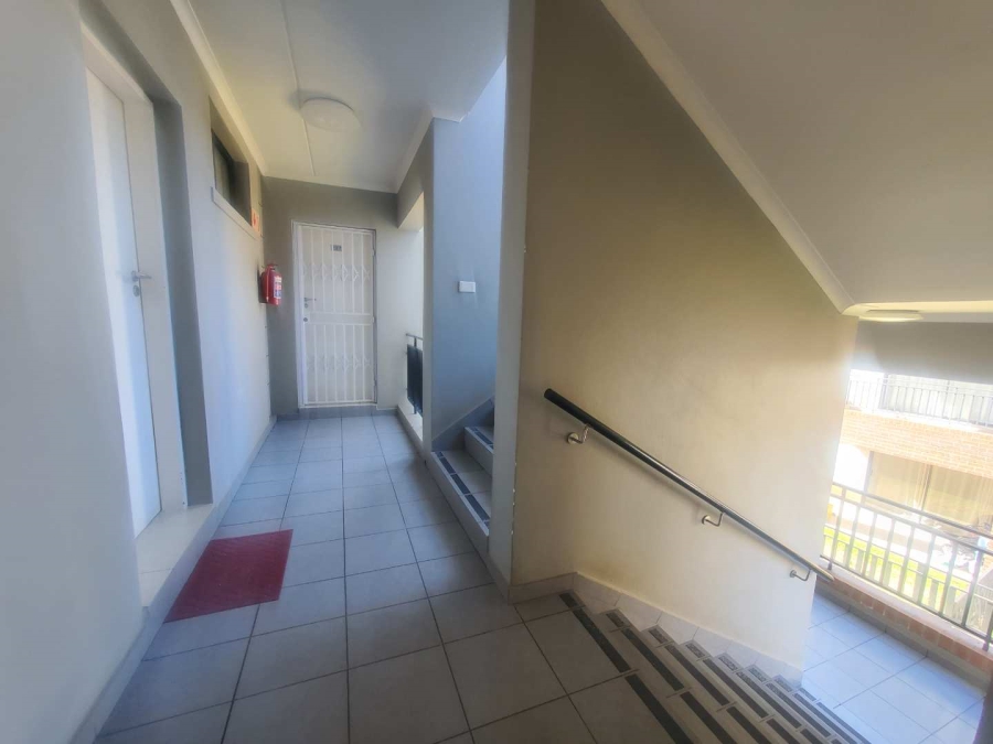 To Let 1 Bedroom Property for Rent in Randpark Ridge Gauteng