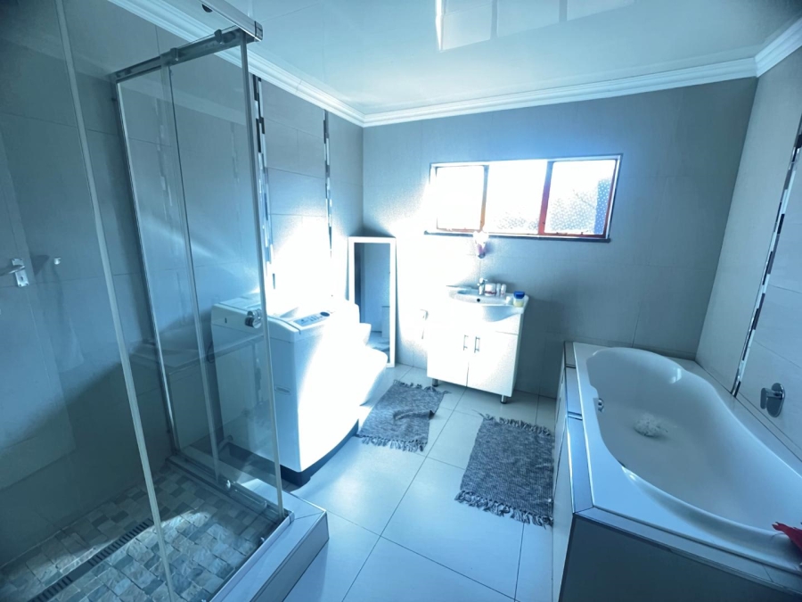 3 Bedroom Property for Sale in Katlehong Gauteng