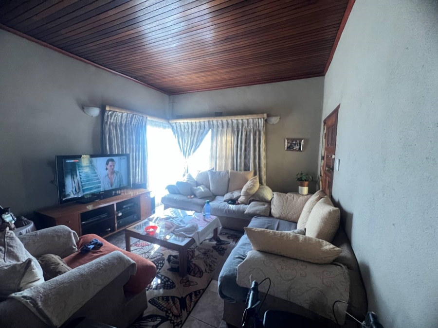 3 Bedroom Property for Sale in Katlehong Gauteng