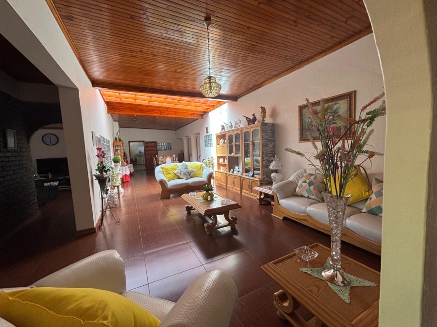 4 Bedroom Property for Sale in Tedderfield Gauteng