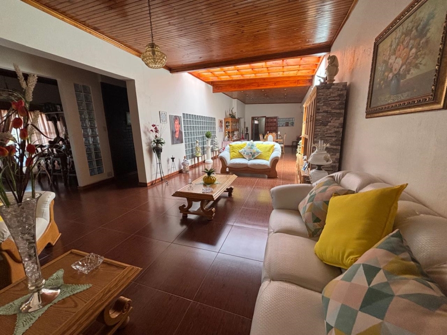 4 Bedroom Property for Sale in Tedderfield Gauteng