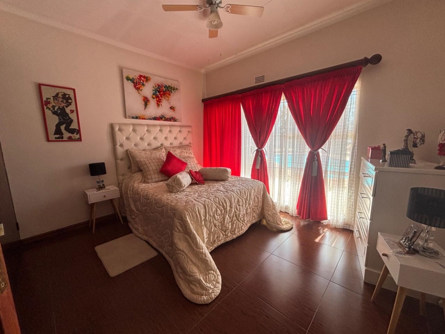 4 Bedroom Property for Sale in Tedderfield Gauteng