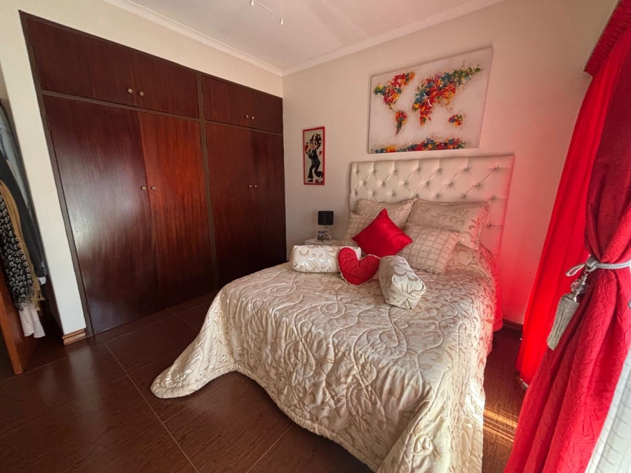 4 Bedroom Property for Sale in Tedderfield Gauteng