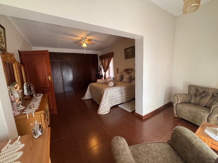 4 Bedroom Property for Sale in Tedderfield Gauteng