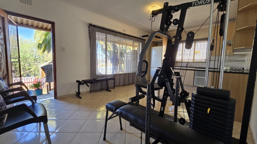 3 Bedroom Property for Sale in Oakdene Gauteng