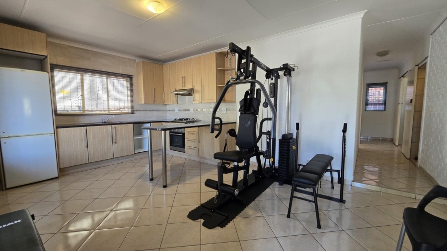 3 Bedroom Property for Sale in Oakdene Gauteng