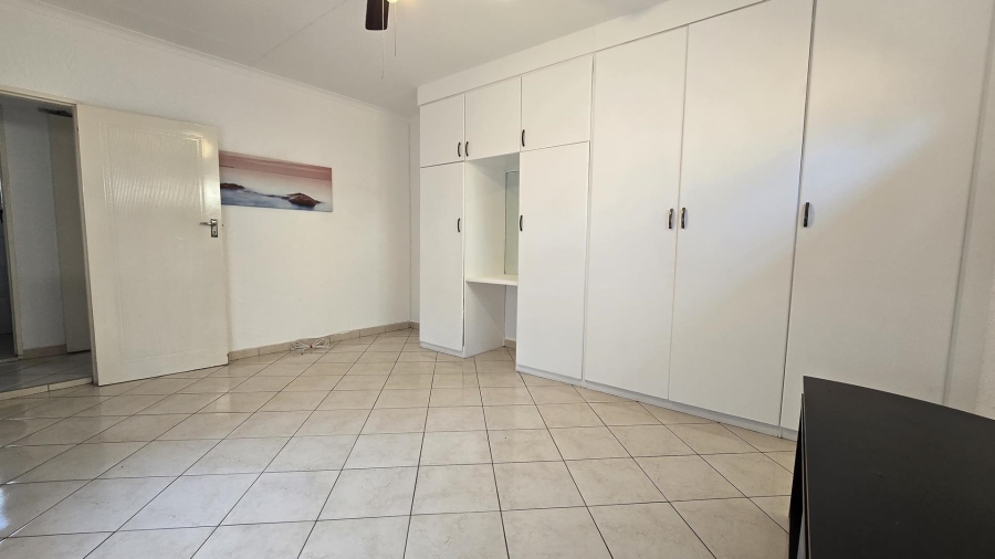 3 Bedroom Property for Sale in Oakdene Gauteng