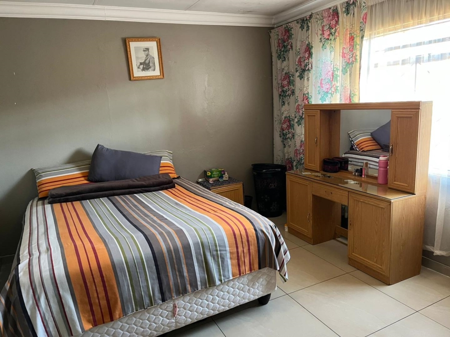 2 Bedroom Property for Sale in Tokoza Gauteng