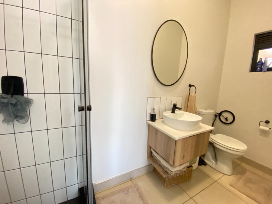 2 Bedroom Property for Sale in Mulbarton Gauteng