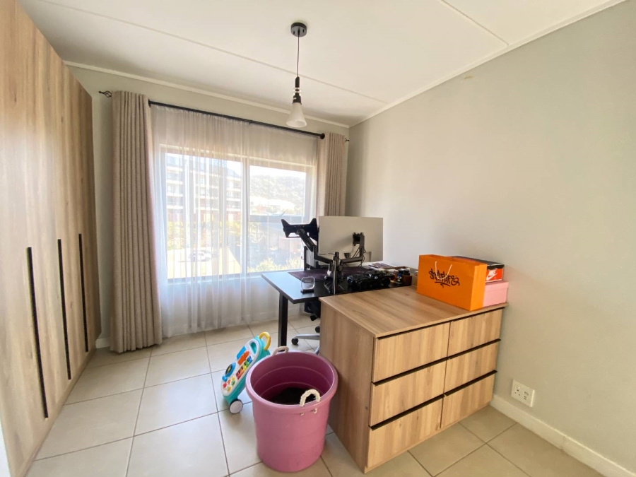 2 Bedroom Property for Sale in Mulbarton Gauteng