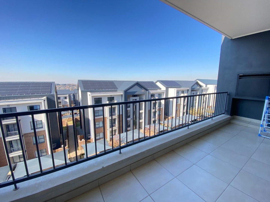 2 Bedroom Property for Sale in Mulbarton Gauteng