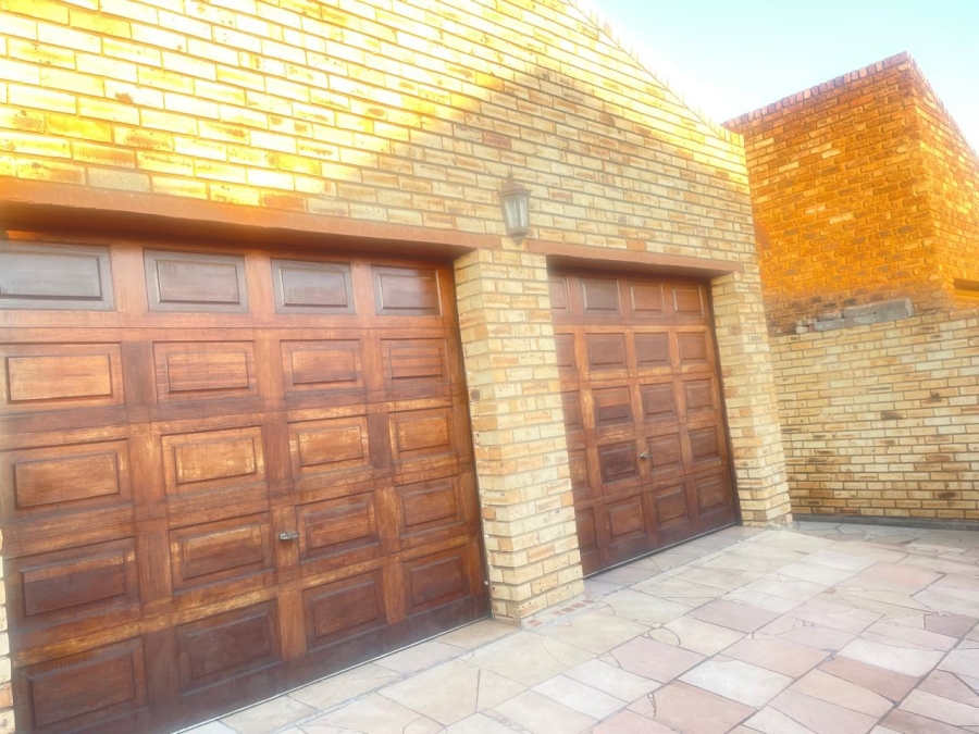 4 Bedroom Property for Sale in Spruitview Gauteng