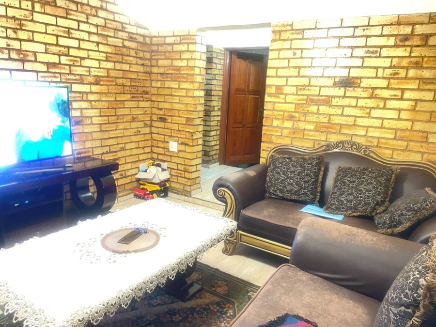 4 Bedroom Property for Sale in Spruitview Gauteng