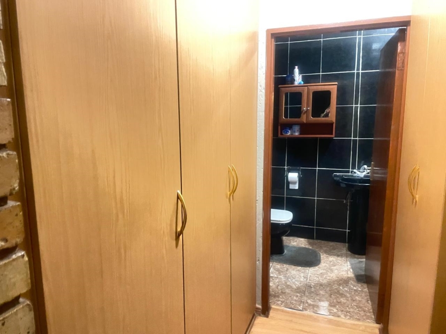 4 Bedroom Property for Sale in Spruitview Gauteng