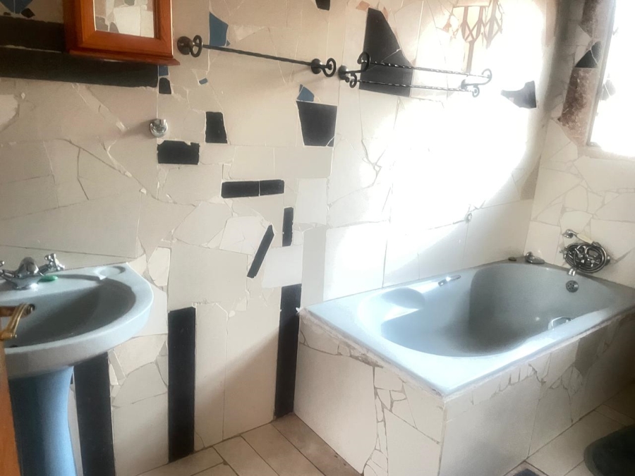 4 Bedroom Property for Sale in Spruitview Gauteng