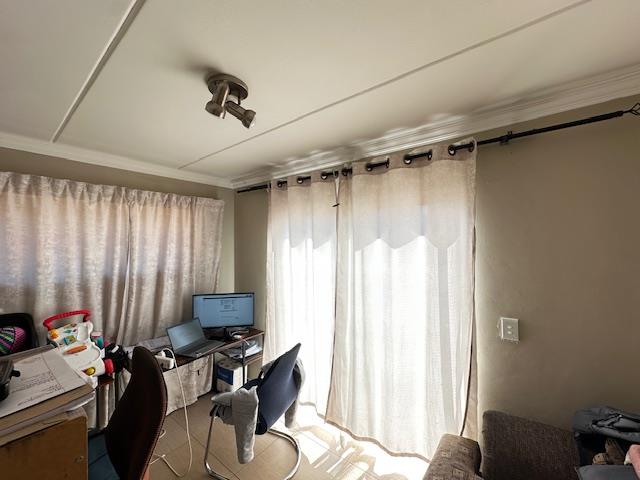 3 Bedroom Property for Sale in Annlin Gauteng